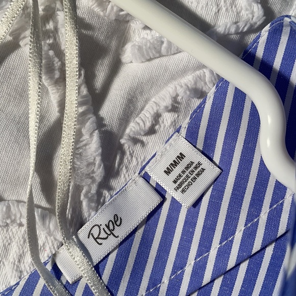 Summer dress - Picture 2 of 3